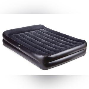 Outbound Queen Double-High Inflatable Air Mattress/Airbed w/ Built-In 120V Pump